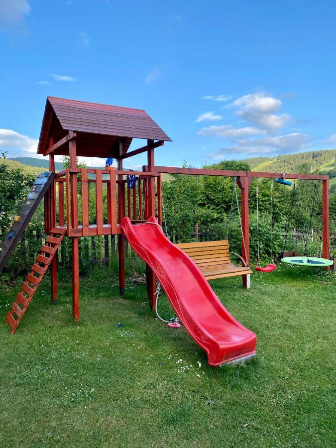 Apartman Karovi Дестне в Орлицки хора Екстериор снимка